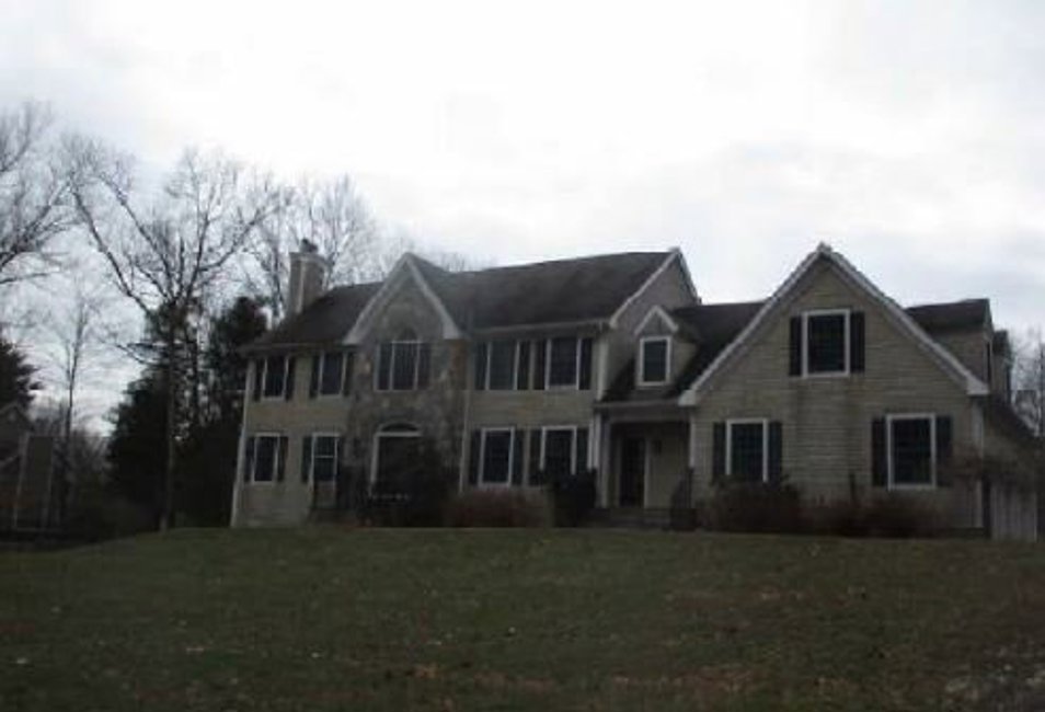 Foreclosure Trustee, 45 Pine Hill Dr, South Salem, NY 10590