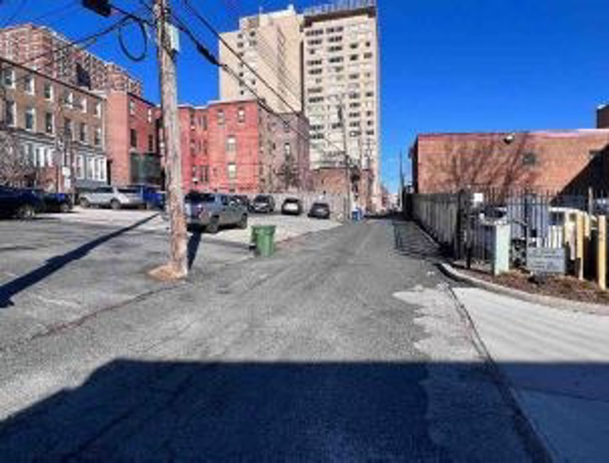 2nd Chance Foreclosure - Reported Vacant, 1011N Hunter St Unit A-4, Baltimore, MD 21202