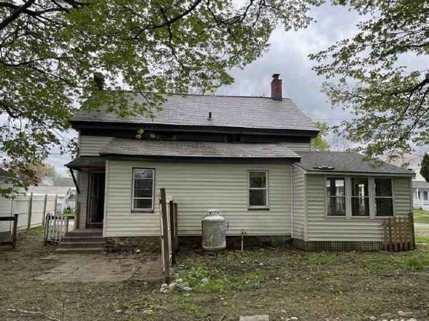2nd Chance Foreclosure - Reported Vacant, 105- 107 Spring St, Bennington, VT 5201