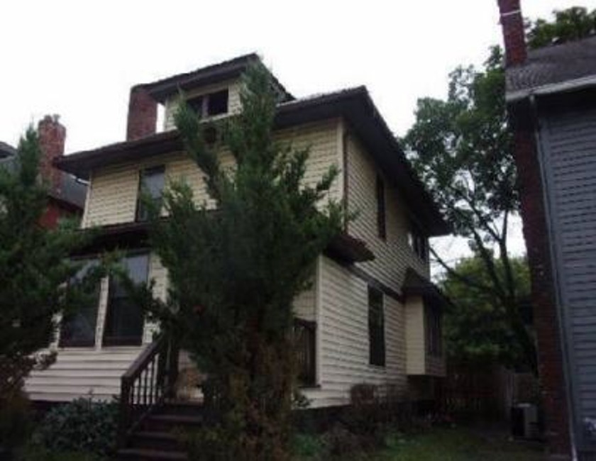 2nd Chance Foreclosure - Reported Vacant, 1105W Shiawassee St, Lansing, MI 48915