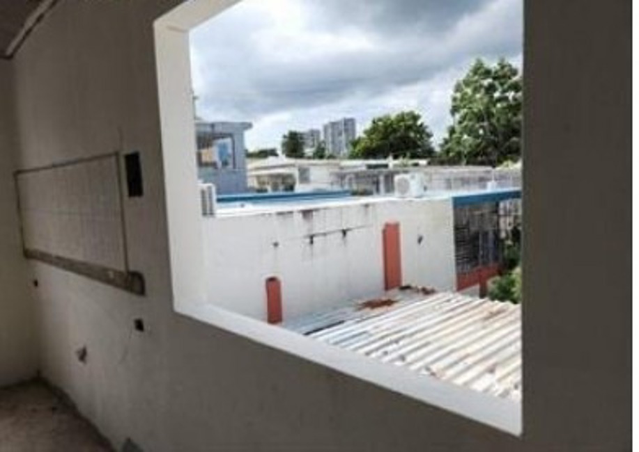 2nd Chance Foreclosure - Reported Vacant, 313 Villa Palmeras, Santurce, PR 915