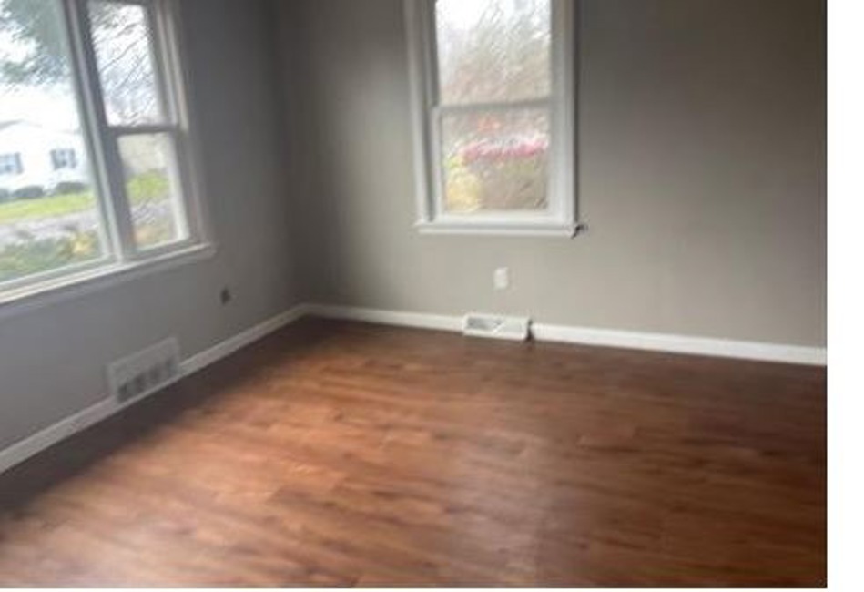 2nd Chance Foreclosure - Reported Vacant, 10 Appleridge St, Baldwinsville, NY 13027