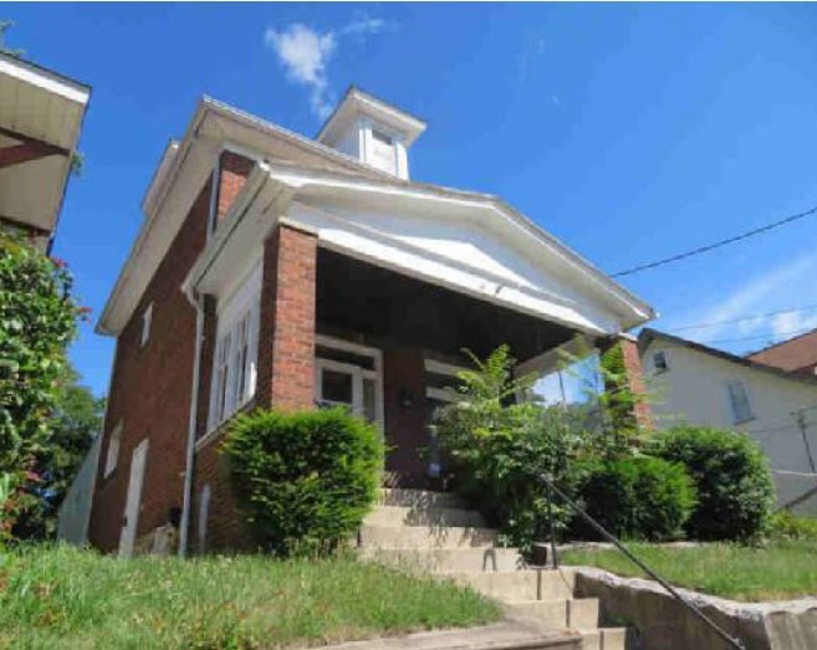 2nd Chance Foreclosure - Reported Vacant, 2022 Pine Avenue, Altoona, PA 16601