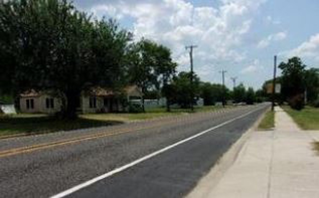 Bank Owned, 916 West Main St, Honey Grove, TX 75446