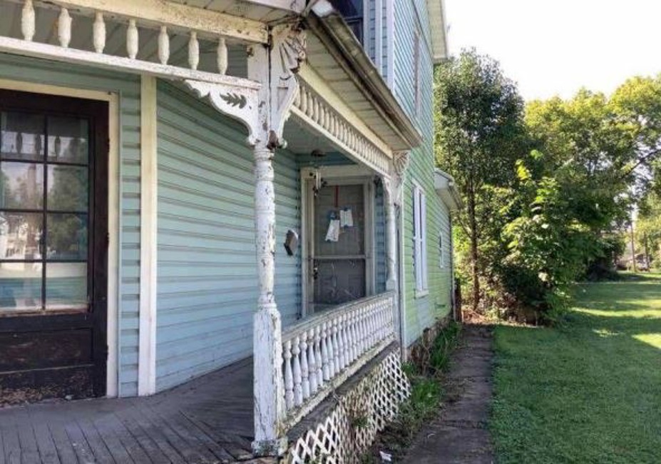 2nd Chance Foreclosure - Reported Vacant, 326 VanDerveer St, Middletown, OH 45044