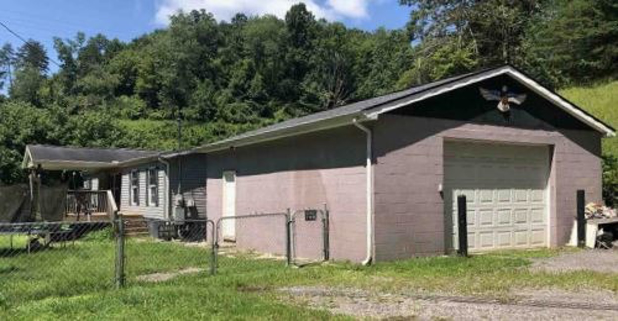 2nd Chance Foreclosure, 3946 Smith Creek Road, South Charleston, WV 25309