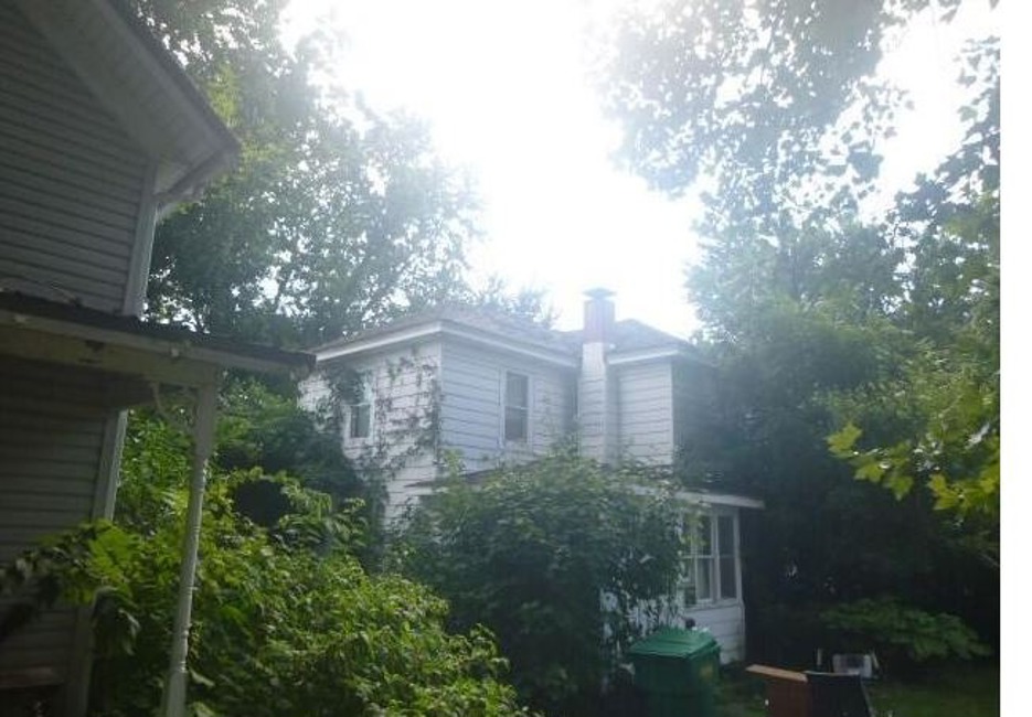 2nd Chance Foreclosure - Reported Vacant, 365 White Pigeon St, Constantine, MI 49042