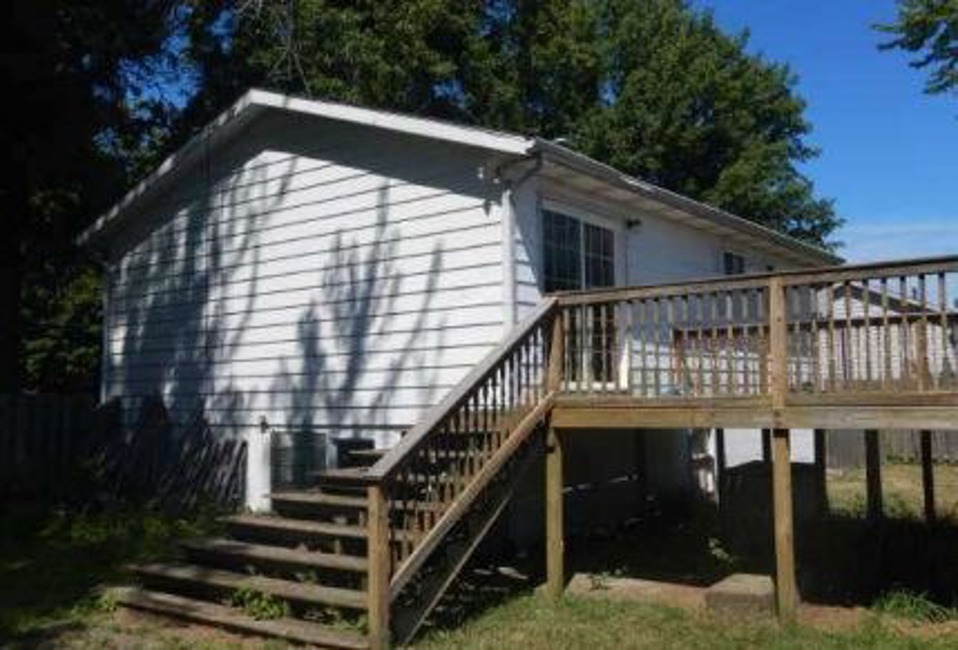 2nd Chance Foreclosure - Reported Vacant, 42 Burton Ave, Ripley, NY 14775