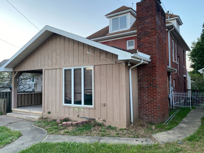 Bank Owned, 207 Carpenter Street, Clarksburg, WV 26301