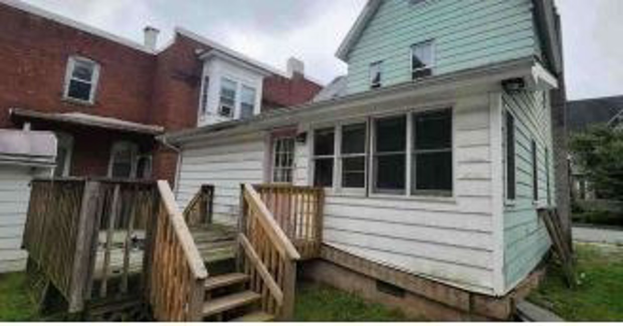 2nd Chance Foreclosure - Reported Vacant, 415 15TH Street, Honesdale, PA 18431