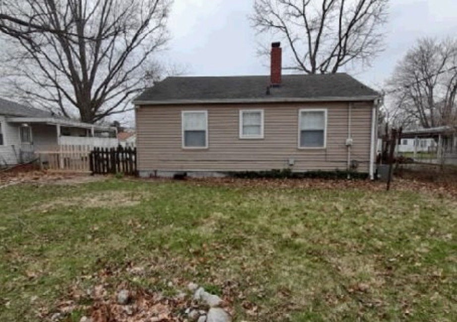 2nd Chance Foreclosure - Reported Vacant, 1713 N Irvington Ave, Indianapolis, IN 46218