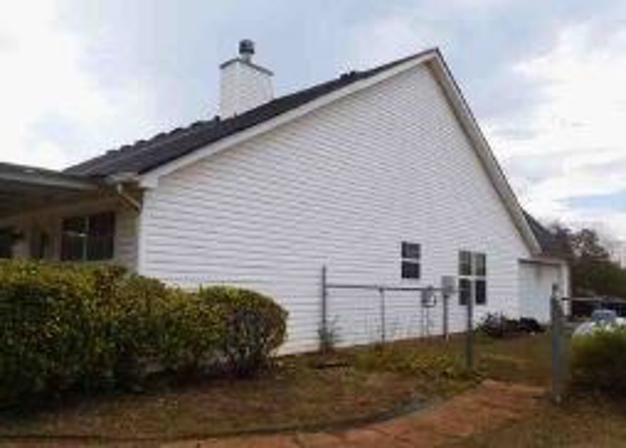 2nd Chance Foreclosure - Reported Vacant, 1231 Henderson Mill Rd, Covington, GA 30014