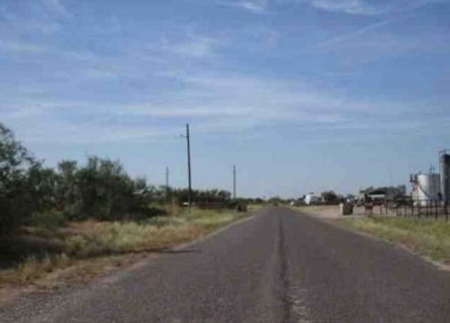 2nd Chance Foreclosure, 2386 County Rd C2691, Stanton, TX 79782