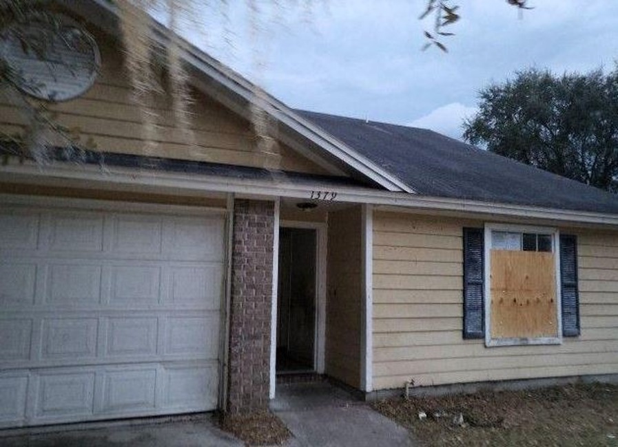 2nd Chance Foreclosure, 1379 High Plains Dr W, Jacksonville, FL 32218