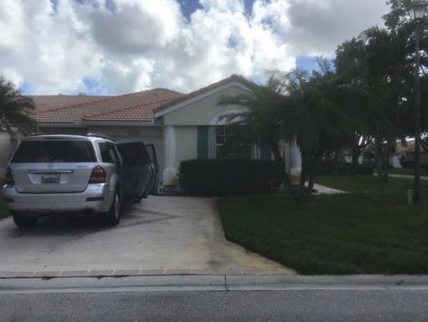 Bank Owned, 15236 Lake Wildflower Drive, Delray Beach, FL 33484