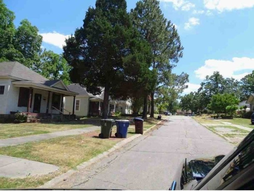 2nd Chance Foreclosure - Reported Vacant, 1015 S 24TH St, Fort Smith, AR 72901