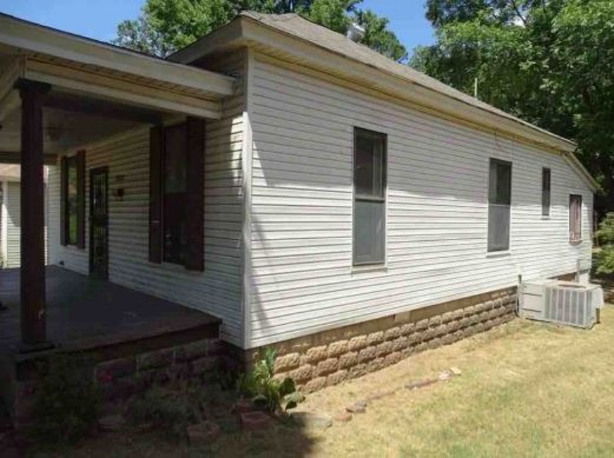 2nd Chance Foreclosure - Reported Vacant, 1015 S 24TH St, Fort Smith, AR 72901