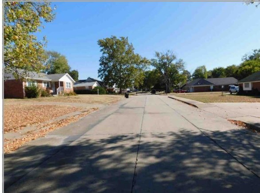 2nd Chance Foreclosure - Reported Vacant, 5722 Se Harvard Dr, Bartlesville, OK 74006