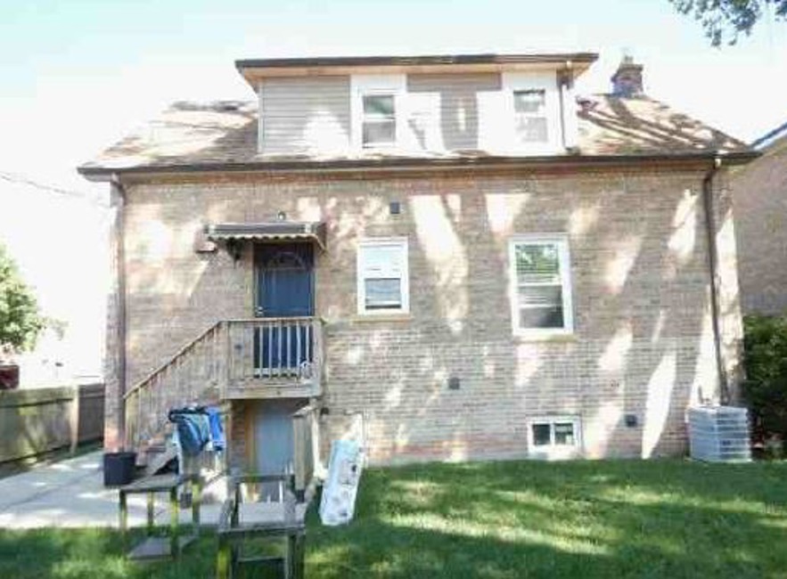 2nd Chance Foreclosure, 1924 S 13TH Ave, Broadview, IL 60155