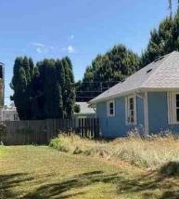 2nd Chance Foreclosure - Reported Vacant, 502  18TH Ave, Longview, WA 23803