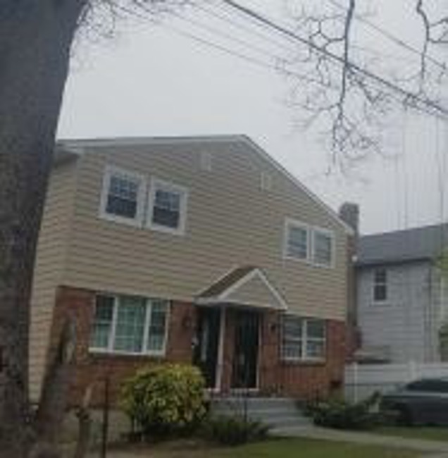 Foreclosure Trustee, 13834 247TH St, Rosedale, NY 11422