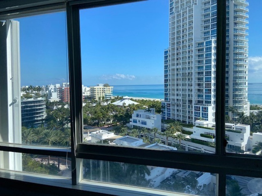 Bank Owned, 400 S Pointe Dr Apt 1206, Miami Beach, FL 33139