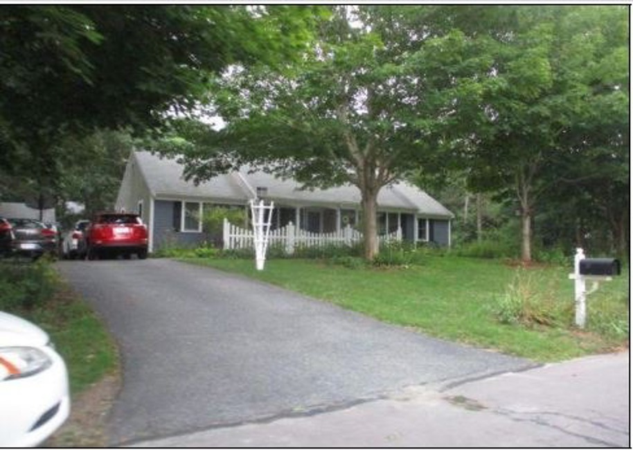 Foreclosure Trustee, 18 Weeks Pond Drive, Forestdale, MA 2644