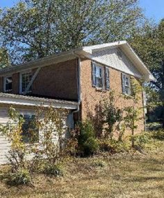 2nd Chance Foreclosure - Reported Vacant, 911 Saint John Rd, Elizabethtown, KY 42701