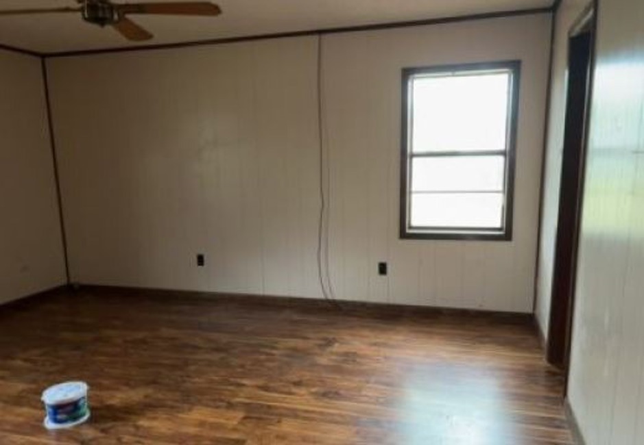 2nd Chance Foreclosure - Reported Vacant, 2805 S Main St, Newport, AR 72112