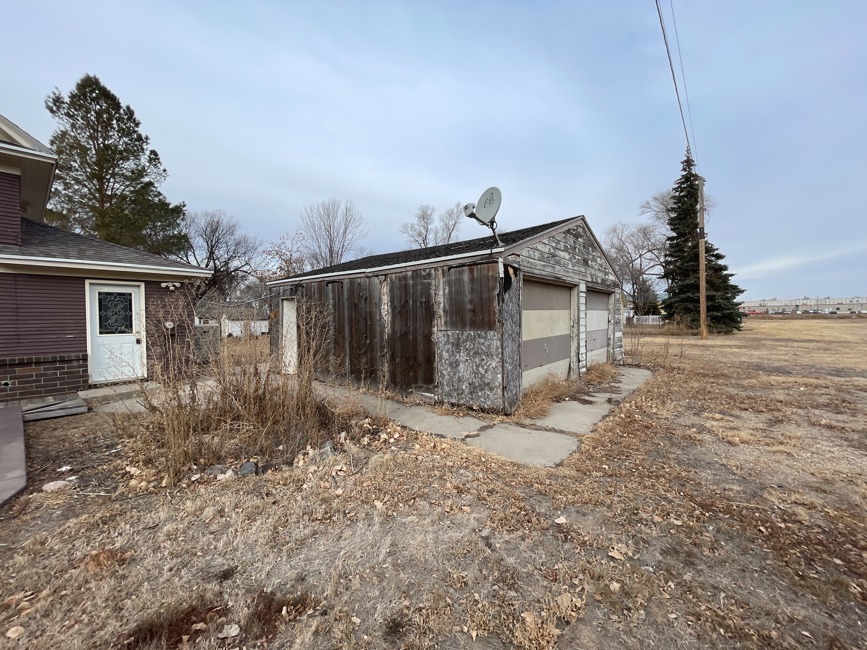 Bank Owned, 312 3RD St N, Alpena, SD 57312