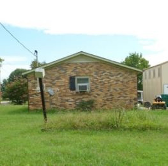 Foreclosure Trustee, 749 Brents Rd, Lewisburg, TN 37091