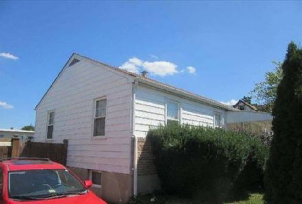 2nd Chance Foreclosure, 3303 Rolling Rd, Baltimore, MD 21244