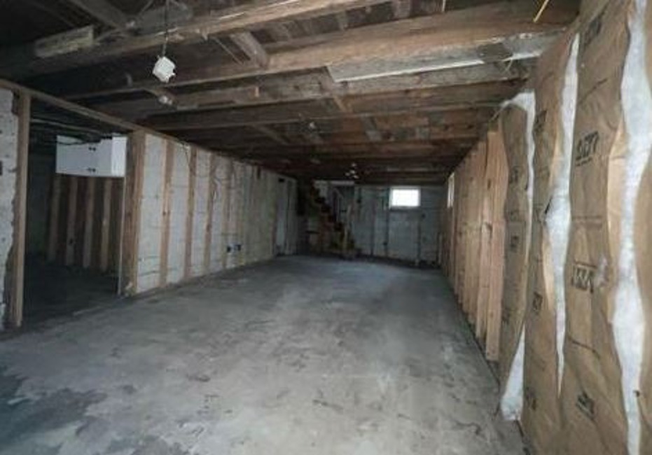 201 Kyle Rd, Valencia, PA Auction Property For Sale - Xome.com