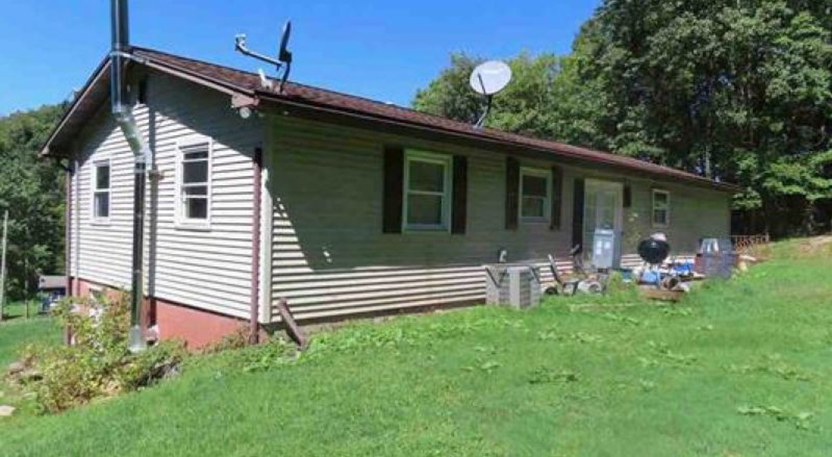 520 Windy Flats Rd, Shelocta, PA Auction Property For Sale