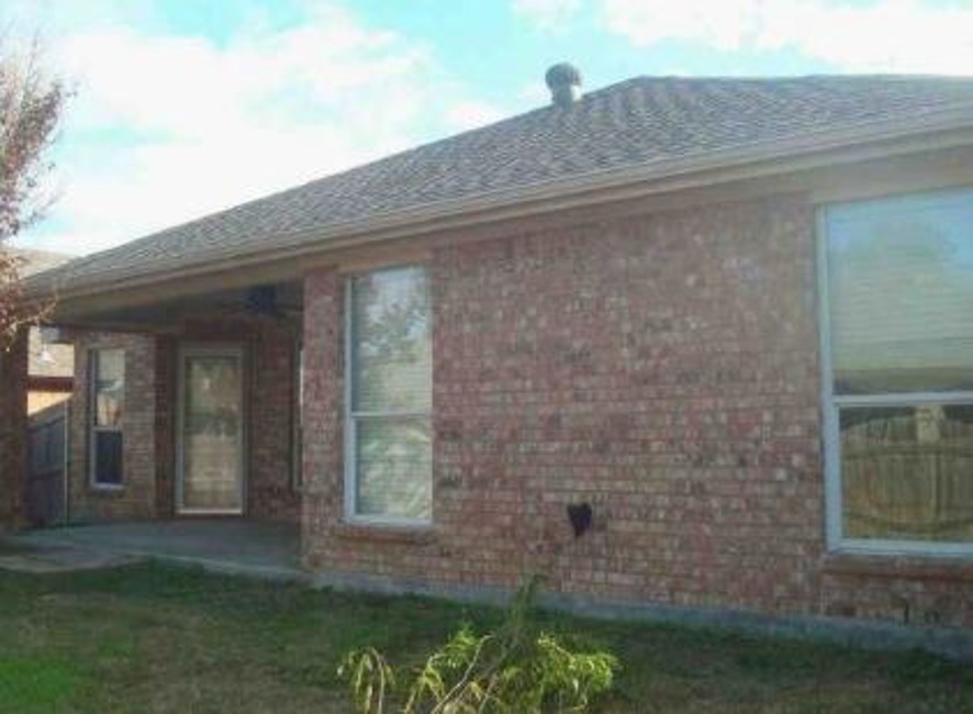 2nd Chance Foreclosure - Reported Vacant, 3717 Vista Greens Dr, Fort Worth, TX 76244