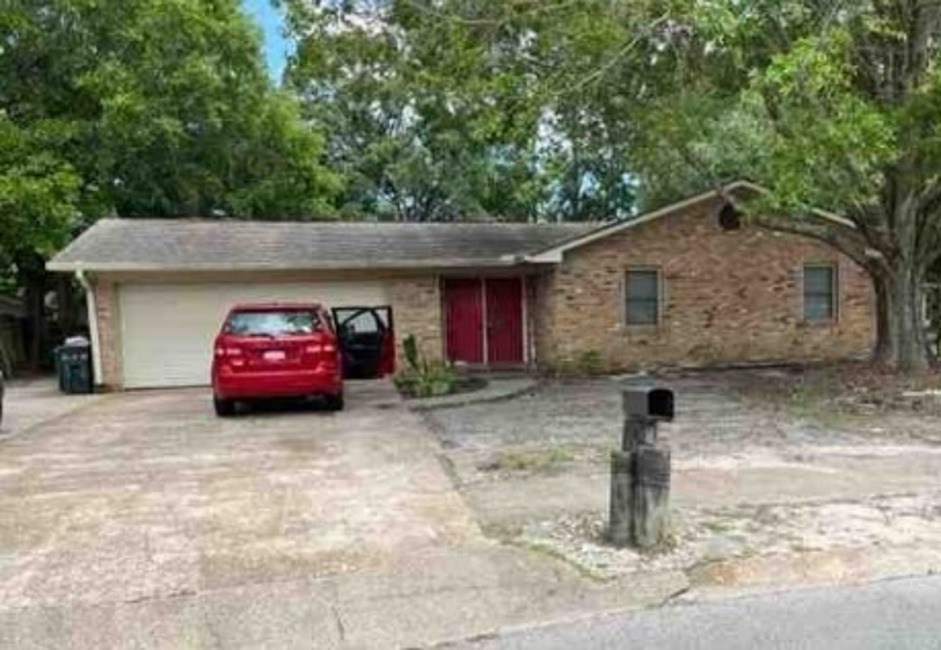 Foreclosure Trustee, 3702 Lincolnshire St, Pascagoula, MS 39581