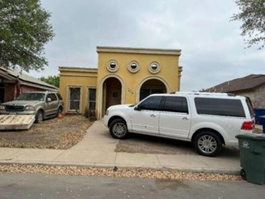 Foreclosure Trustee, 726 Elk Drive, Laredo, TX 78045