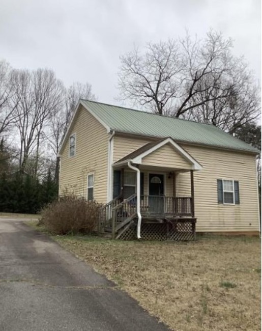 2nd Chance Foreclosure, 4151 Macarthur St, Winston Salem, NC 27107