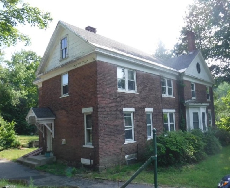 2nd Chance Foreclosure - Reported Vacant, 103 Holmes Rd, Hinsdale, MA 1201