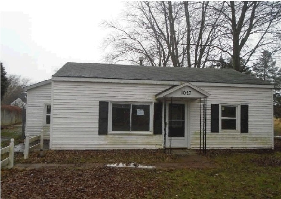 2nd Chance Foreclosure, 1027 R G Curtiss Avenue, Lansing, MI 48911