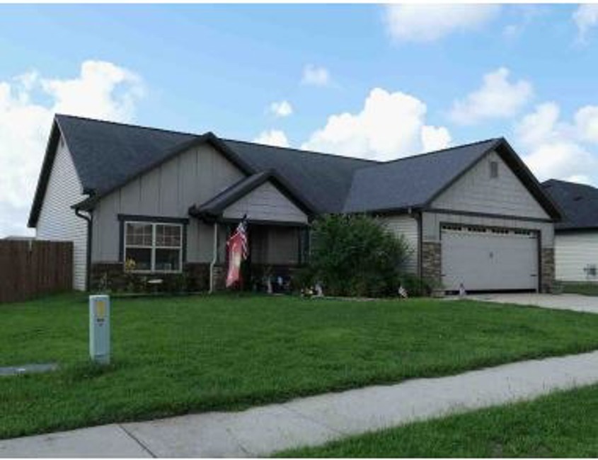 2nd Chance Foreclosure, 3708 Flatwater Dr, Columbia, MO 65202