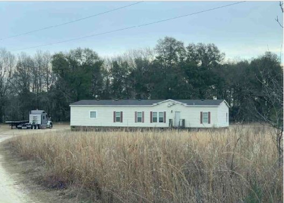 2nd Chance Foreclosure - Reported Vacant, 1705 Claxton Lively Rd, Waynesboro, GA 30830