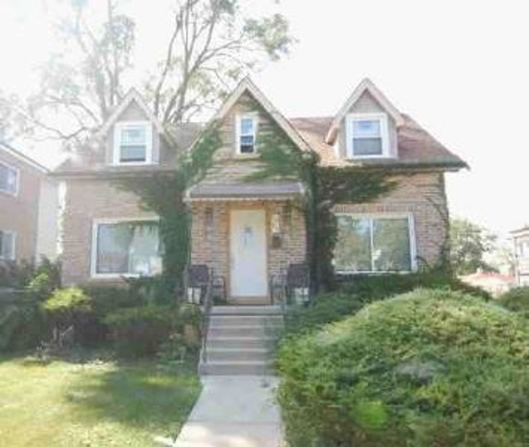 2nd Chance Foreclosure, 1924 S 13TH Ave, Broadview, IL 60155