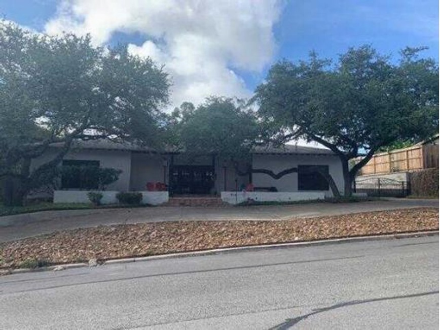 Bank Owned, 914 Eventide Dr, Terrell Hills, TX 78209