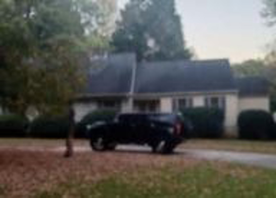 Foreclosure Trustee, 406 Country Club Dr, Griffin, GA 30223