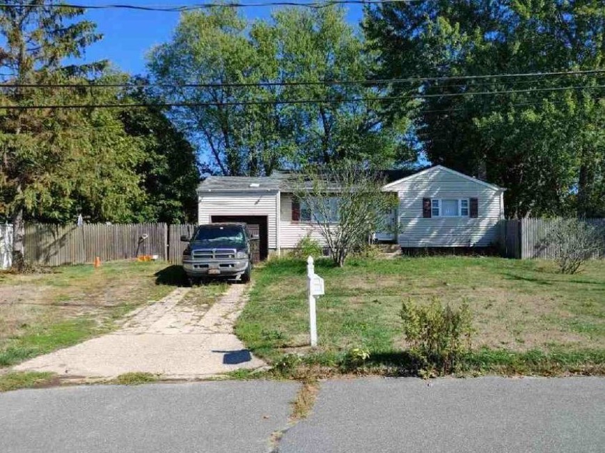 Foreclosure Trustee, 939 Americus Ave, East Patchogue, NY 11772