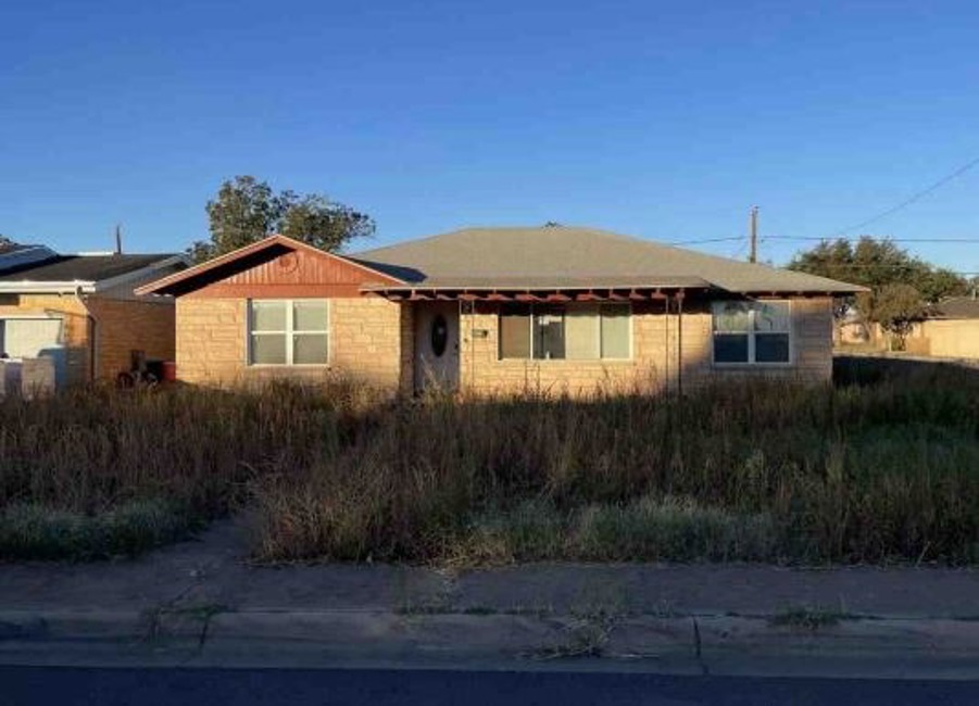 2nd Chance Foreclosure - Reported Vacant, 1513 Edwards St, Midland, TX 79701