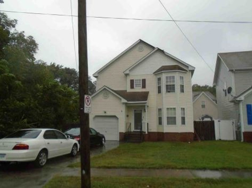Foreclosure Trustee, 929 Waltham Street, Norfolk, VA 23523