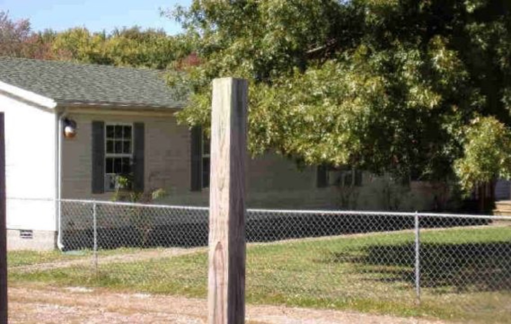 2nd Chance Foreclosure, 14359N Poplar St, Carbon, IN 23803