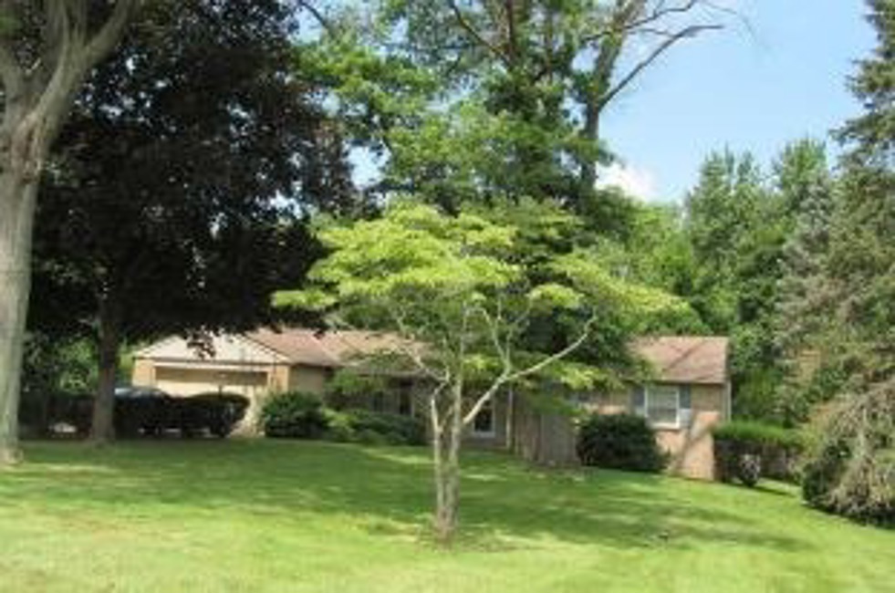 Foreclosure Trustee, 103 Brookwood Rd, Lansdale, PA 19446